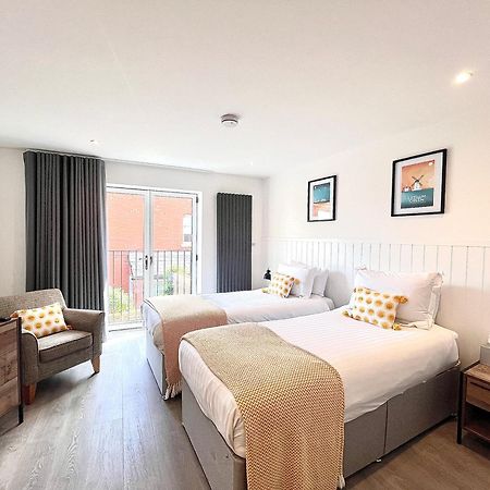 Mode Apartments St Annes Литам-Сент-Эннс Экстерьер фото