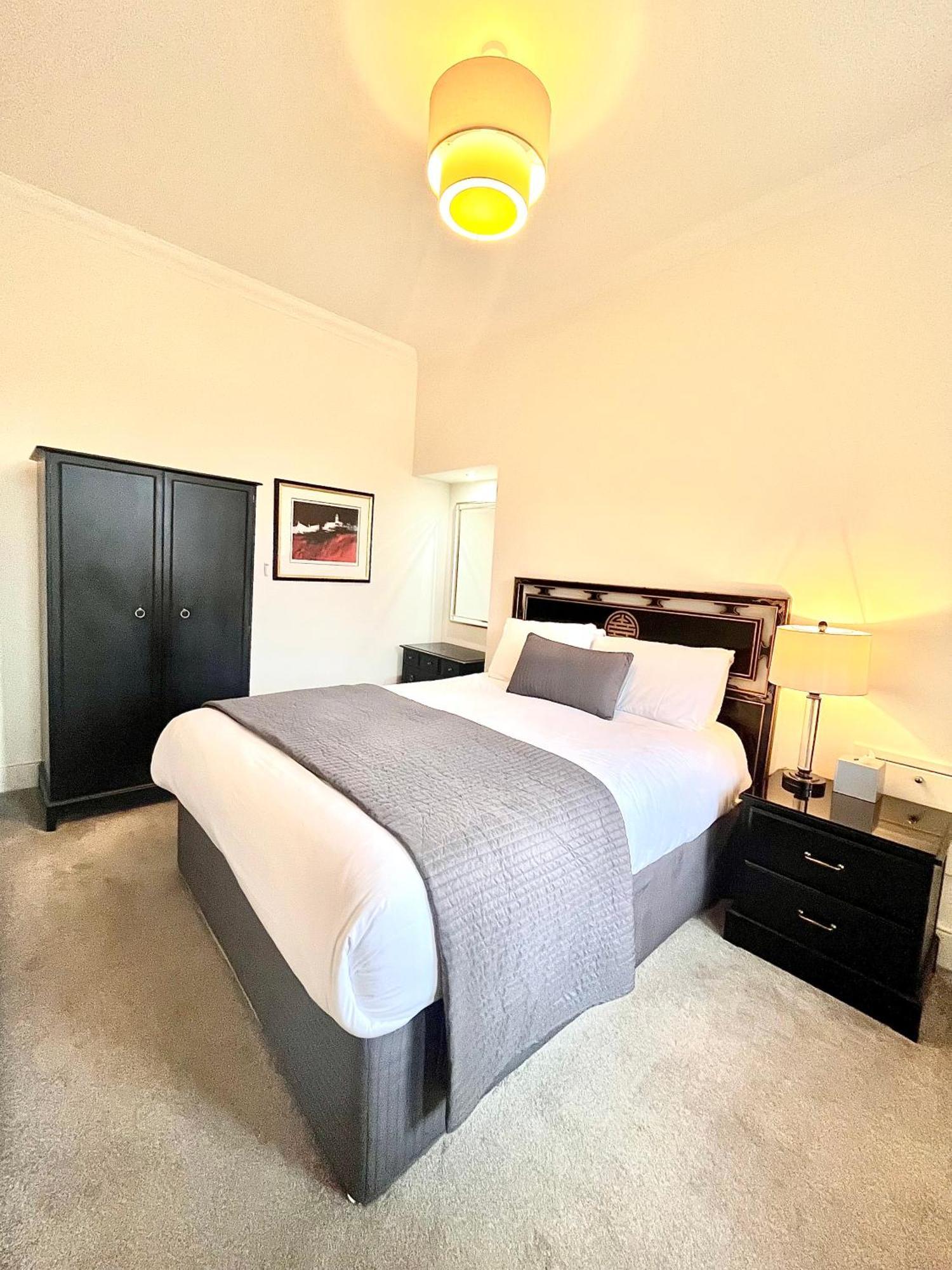 Mode Apartments St Annes Литам-Сент-Эннс Экстерьер фото