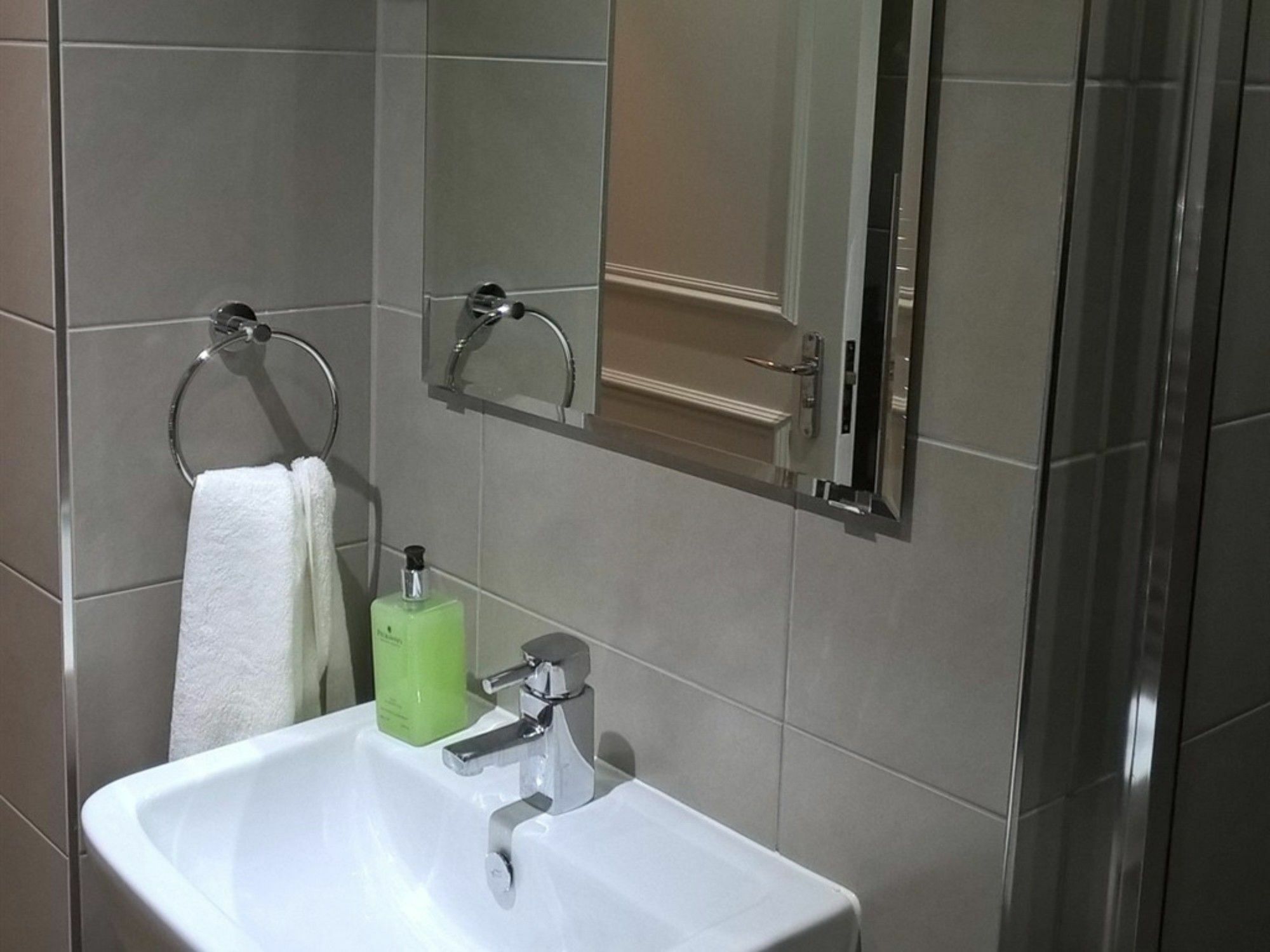 Mode Apartments St Annes Литам-Сент-Эннс Экстерьер фото